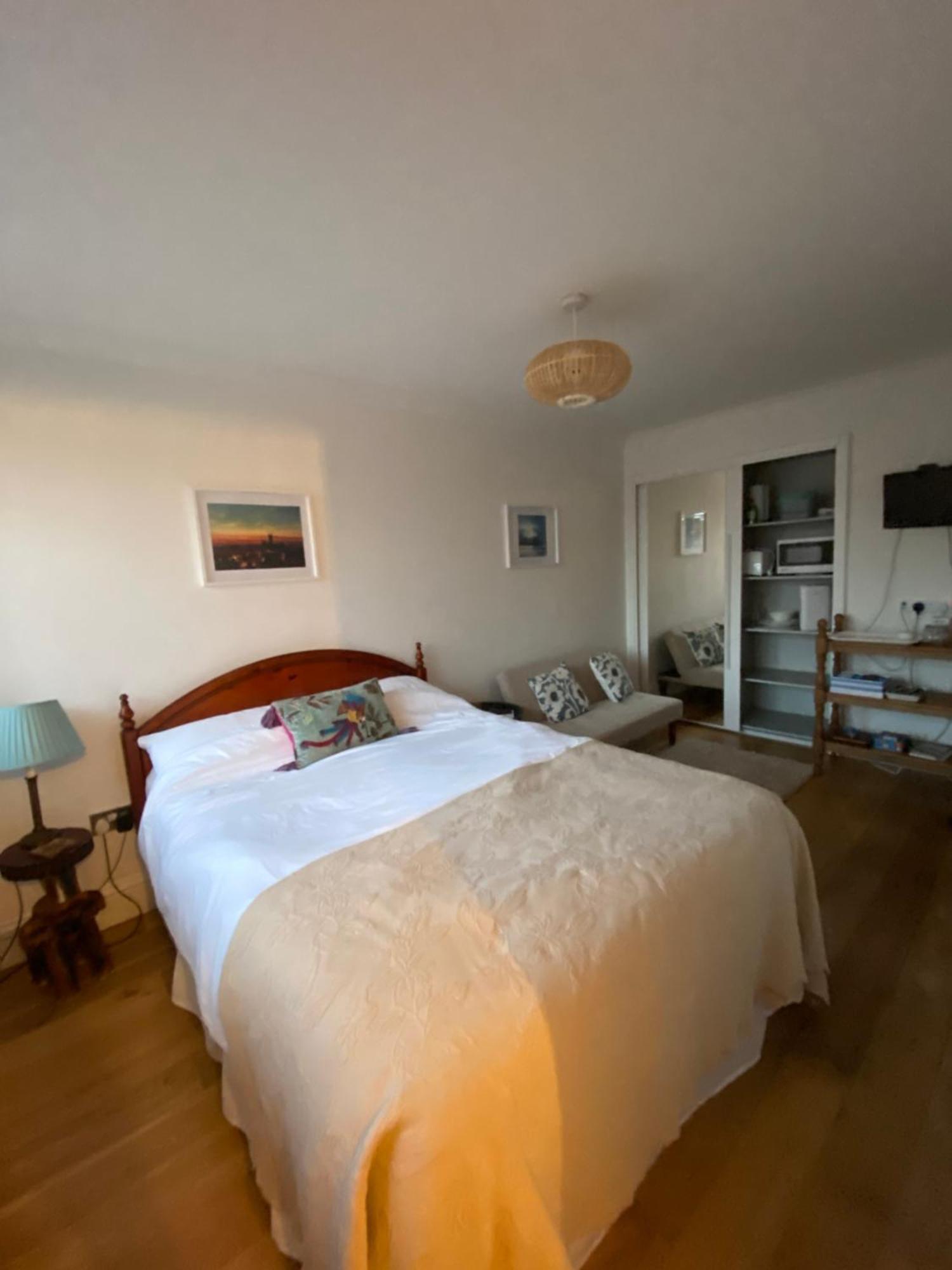 Bright Suite Whitstable Bagian luar foto