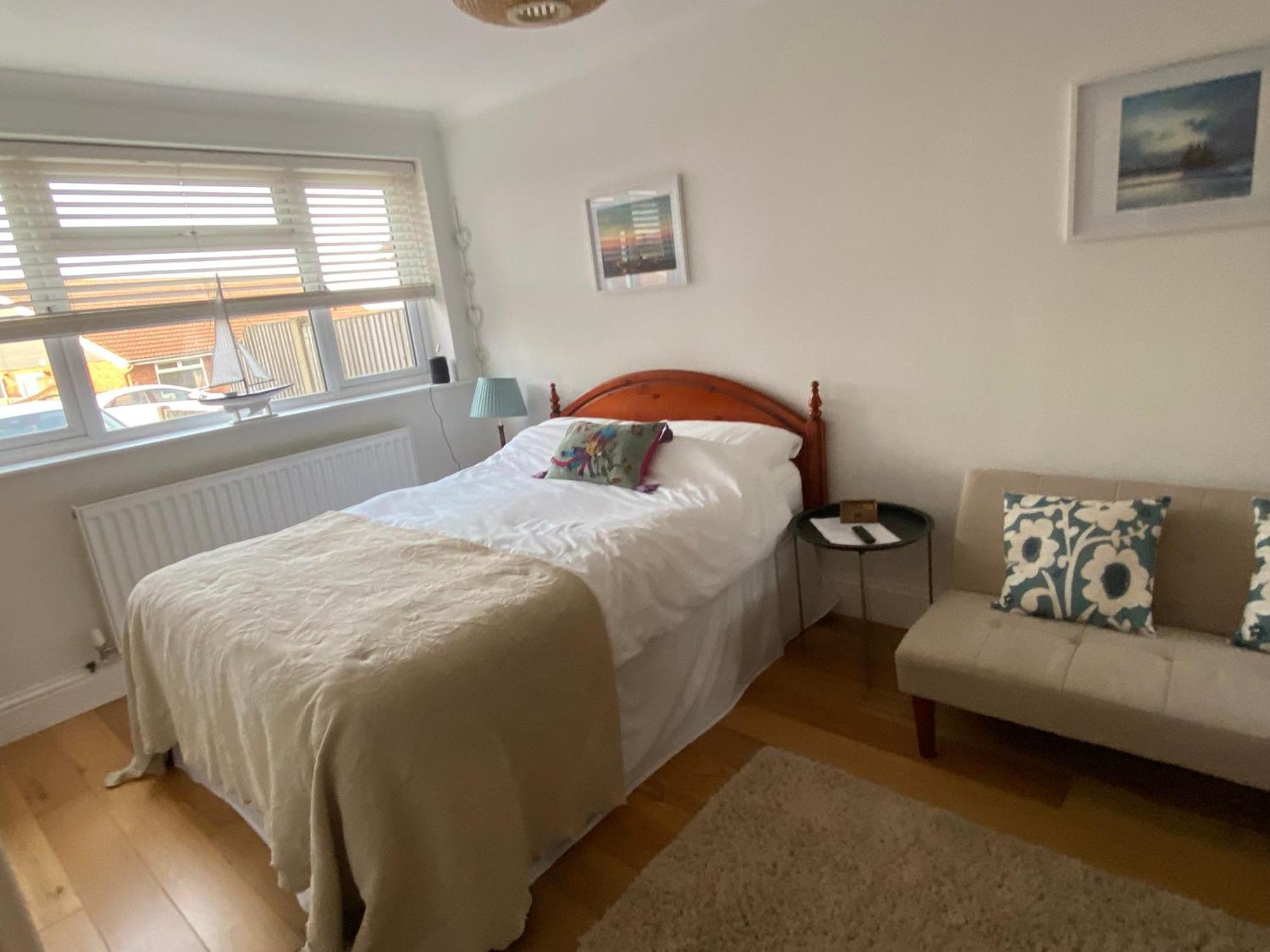 Bright Suite Whitstable Bagian luar foto
